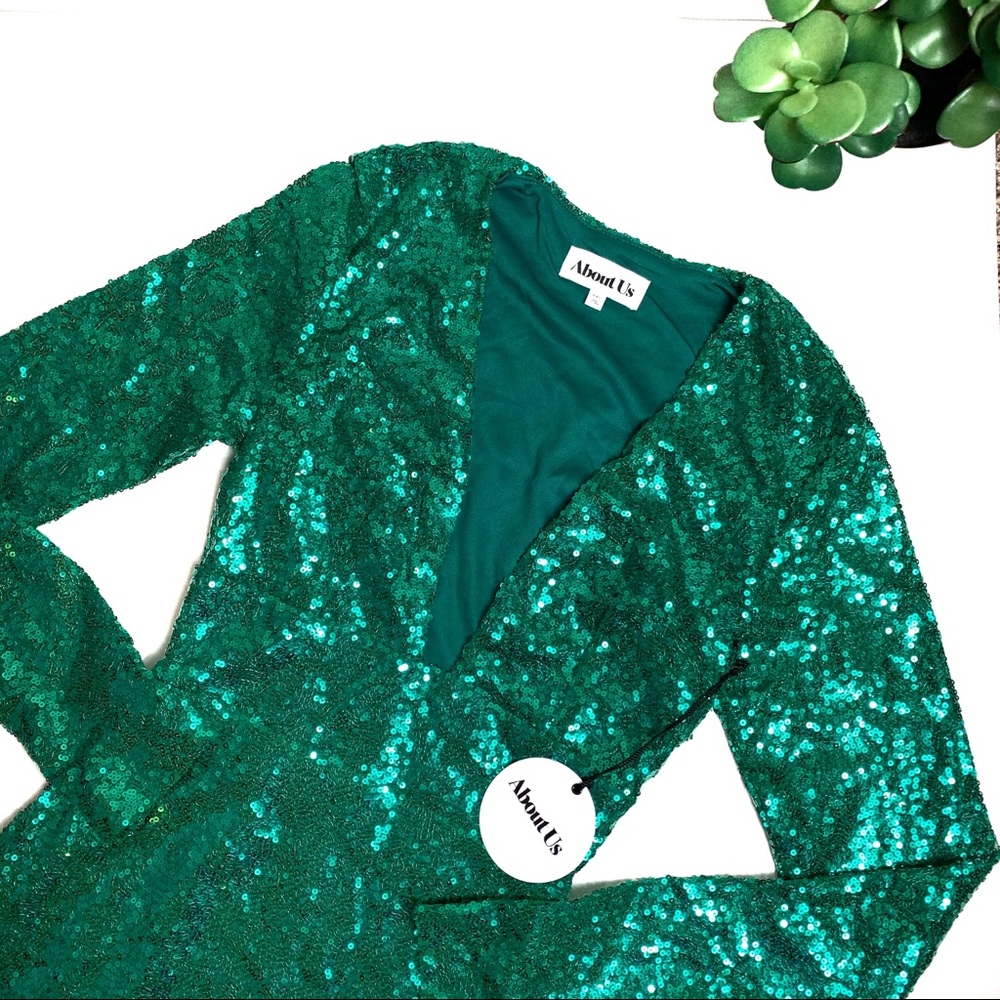 ❤️About Us Emerald Green Sequined Mini Dress